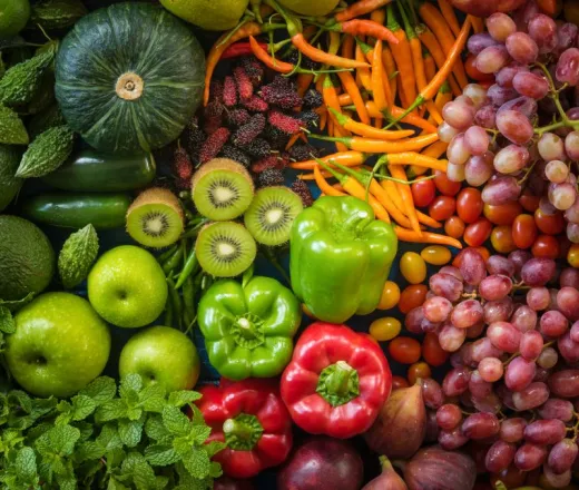 Fruits and veggies banner